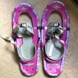 LL Bean Women’s Winter Walker Snowhoes